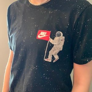 Nike graphic Tshirt